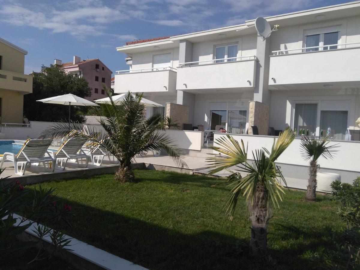 Luxury Apartments Cuba 1 ノヴァリャ エクステリア 写真
