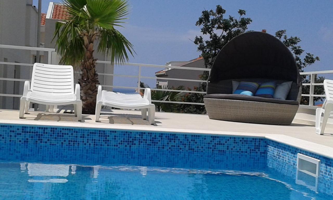 Luxury Apartments Cuba 1 ノヴァリャ エクステリア 写真