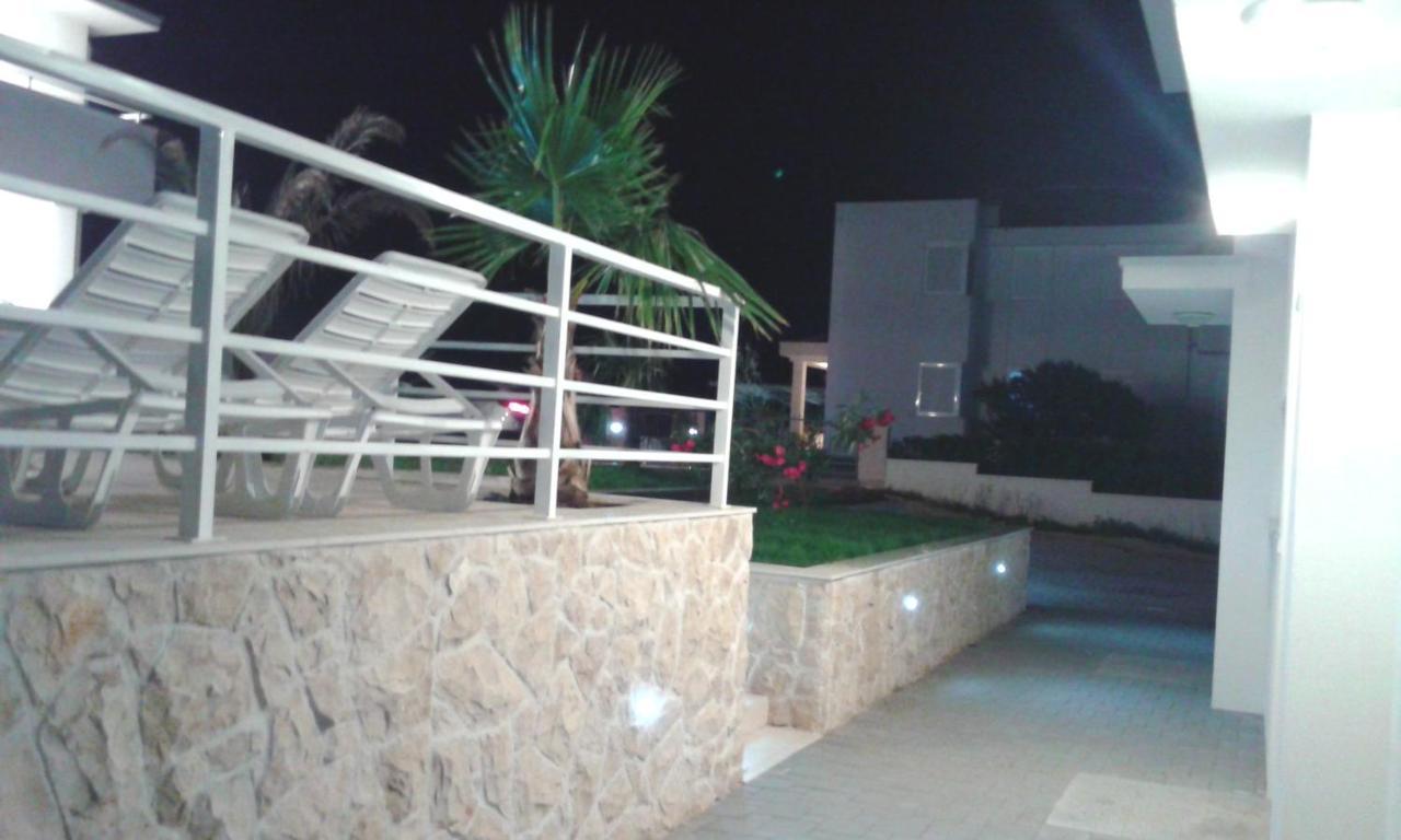 Luxury Apartments Cuba 1 ノヴァリャ エクステリア 写真