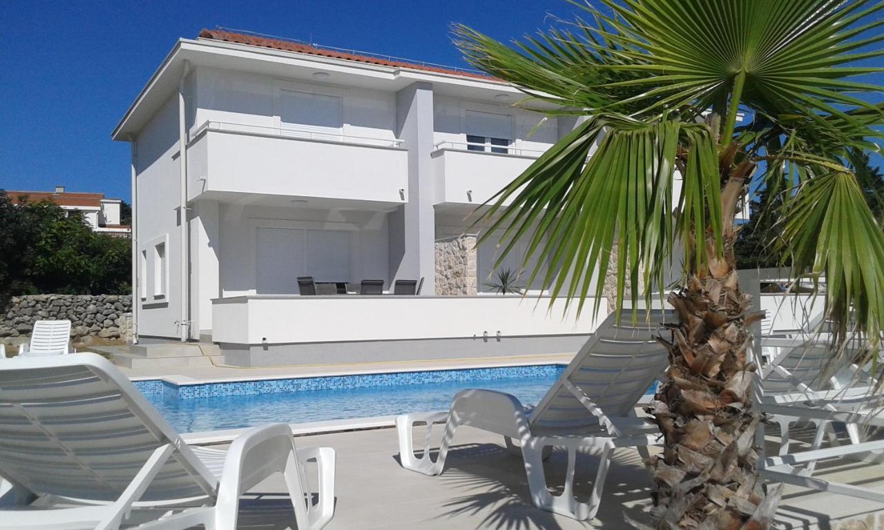 Luxury Apartments Cuba 1 ノヴァリャ エクステリア 写真
