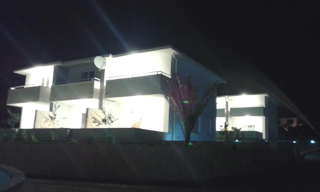Luxury Apartments Cuba 1 ノヴァリャ エクステリア 写真
