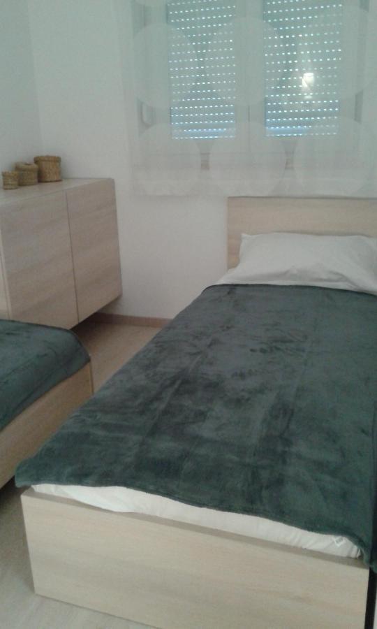 Luxury Apartments Cuba 1 ノヴァリャ エクステリア 写真