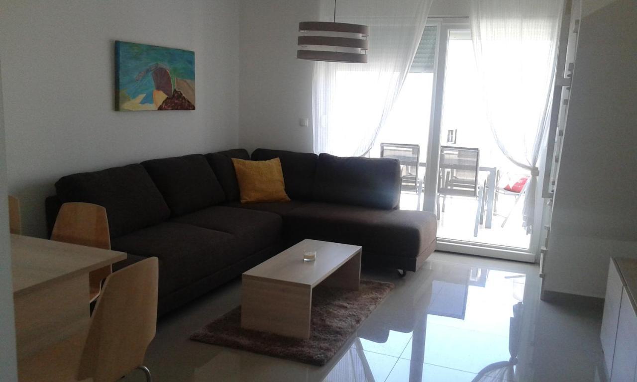 Luxury Apartments Cuba 1 ノヴァリャ エクステリア 写真
